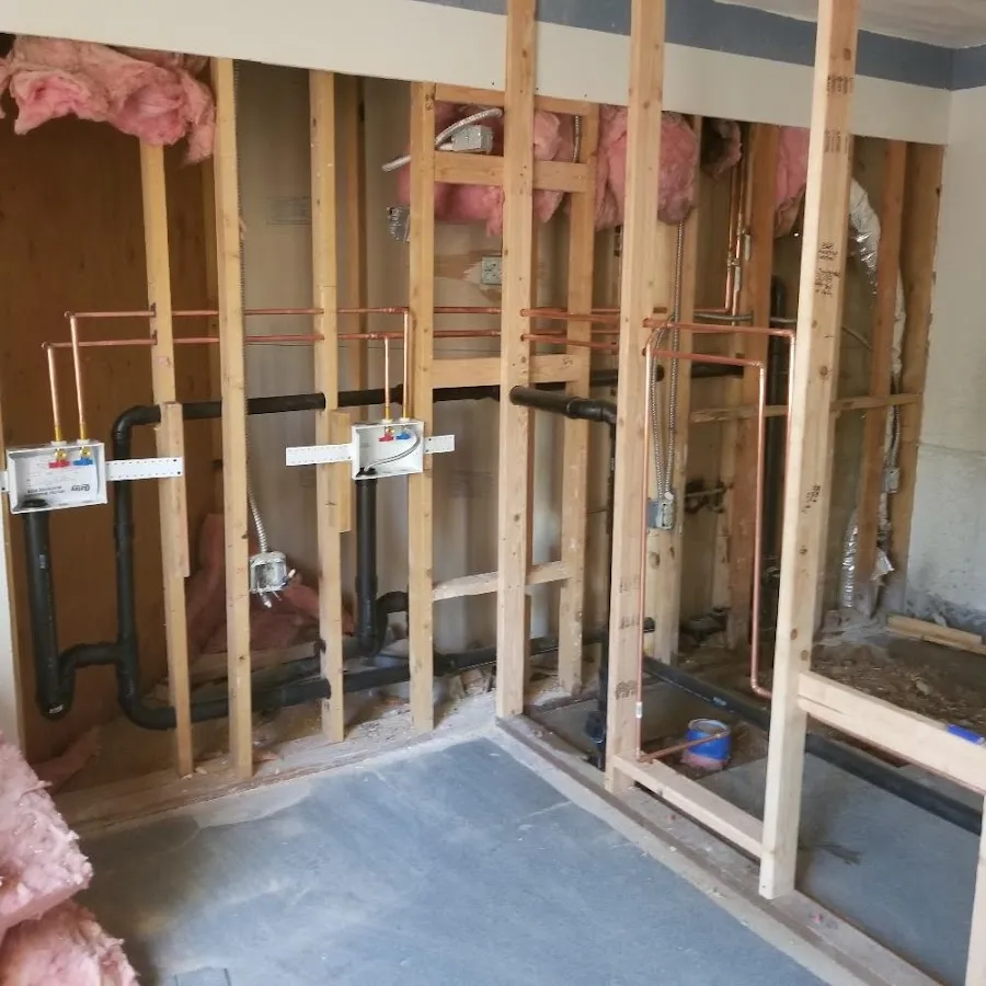 Copper pipe rough-in and plumbing installation in Hood River
